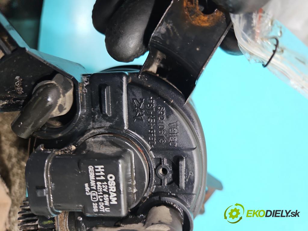 Audi A4 B7 2004-2008 1.8 T 20V 163 hp manual 120 kW 1781 cm3 5- Halogen levý 8E0941699C (Klika dveří ostatní)