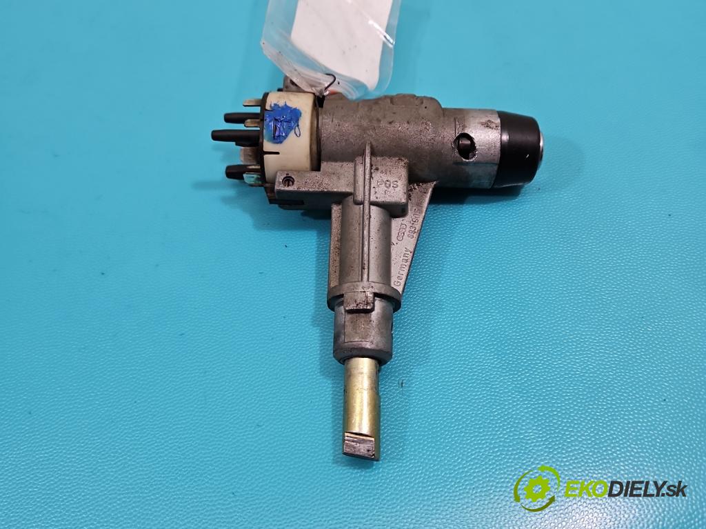 Audi 80 B4 1991-1994 2.0 90 HP manual 66 kW 1984 cm3 4- Spínačka 893905851D (Spínacia skrinka)