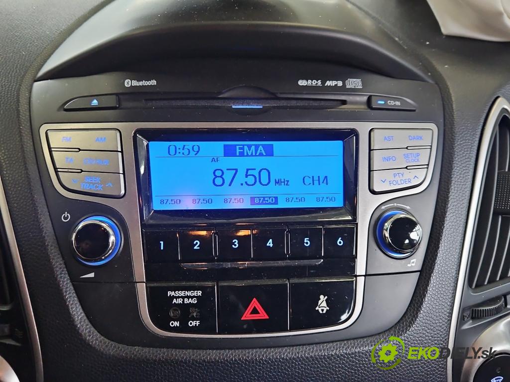 Hyundai Ix35 2.0 crdi 4wd 136 HP manual 100 kW 1995 cm3 5- Radio originál 96160-2Y230TAN