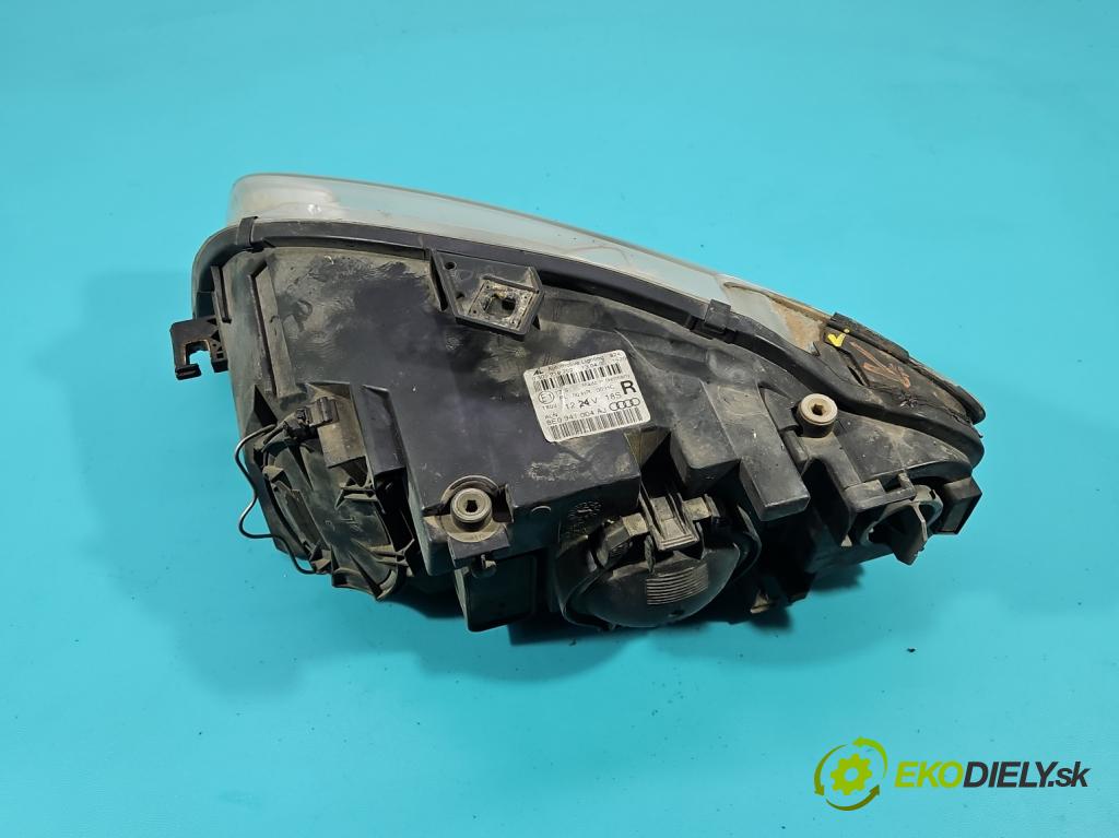 Audi A4 B7 2004-2008 1.8 T 20V 163 HP manual 120 kW 1781 cm3 5- Reflektor: pravý 0301219202 (Svetlo predné pravé)