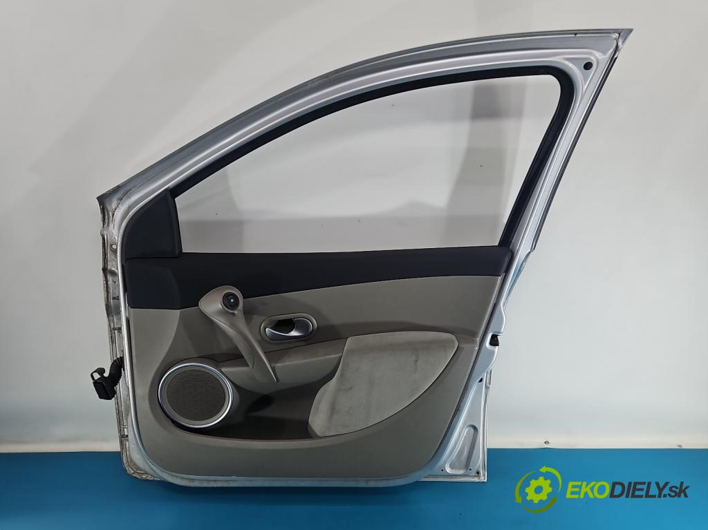 Renault Clio III 2005-2012 1.6 16V 111KM automatic 82 kW 1598 cm3 5- dvere predné pravé  (Kľučka dverí ostatné)