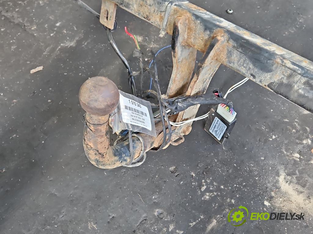 Audi A4 B7 2004-2008 1.8 T 20V 163 hp manual 120 kW 1781 cm3 5- oko tažné  (Tažné zařízení)