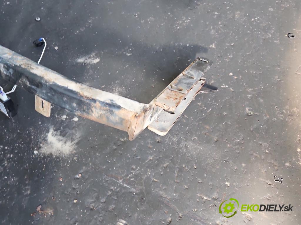 Audi A4 B7 2004-2008 1.8 T 20V 163 hp manual 120 kW 1781 cm3 5- oko tažné  (Tažné zařízení)