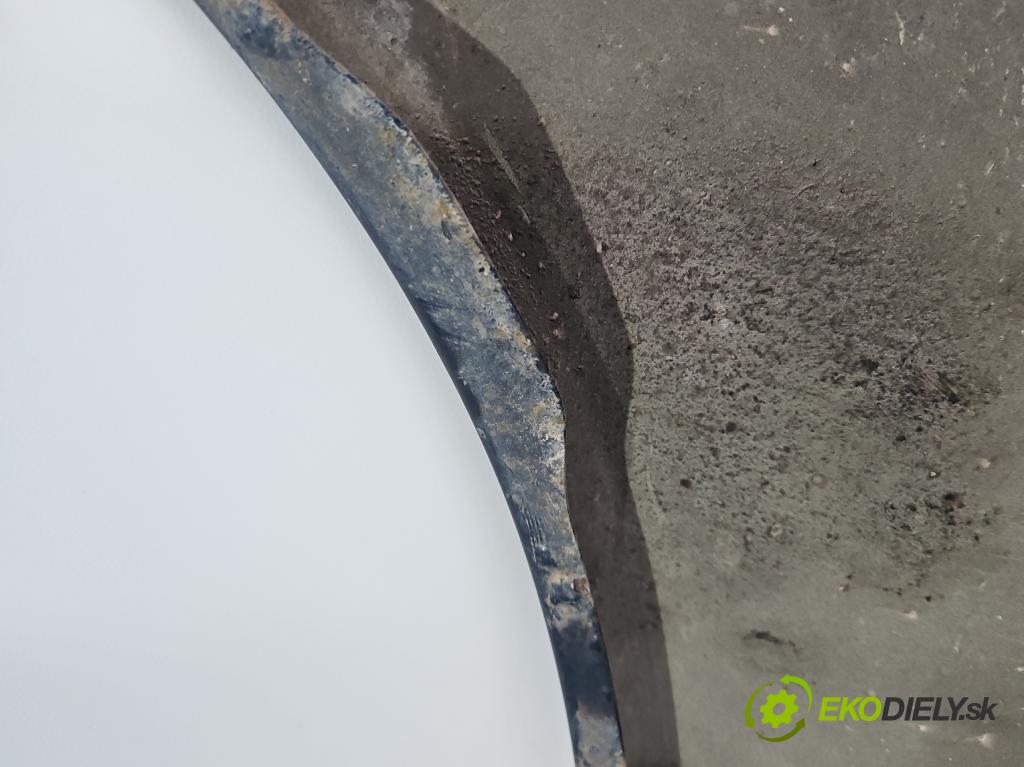 Audi A4 B7 2004-2008 1.8 T 20V 163 HP manual 120 kW 1781 cm3 5- blatník predné pravý  (Kľučka dverí ostatné)