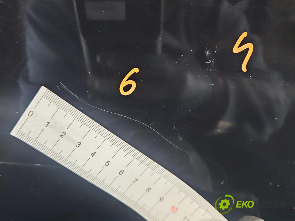 Audi A4 B7 2004-2008 1.8 T 20V 163 HP manual 120 kW 1781 cm3 5- dvere zadné pravé  (Kľučka dverí ostatné)