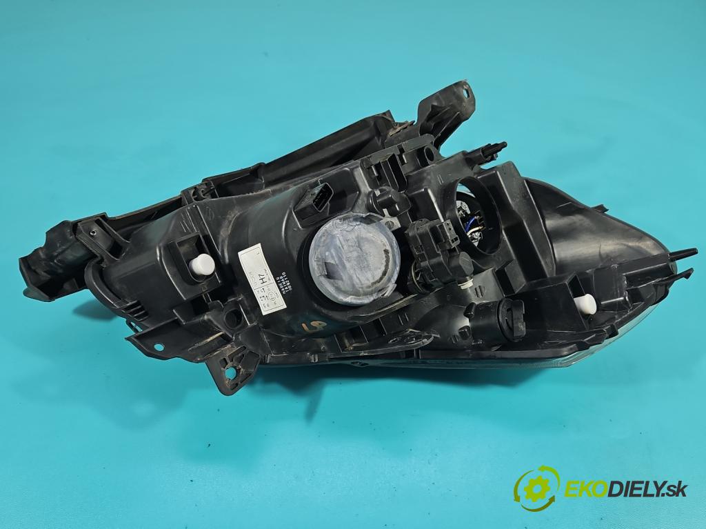 Renault Clio III 2005-2012 1.6 16V 111KM automatic 82 kW 1598 cm3 5- Reflektor: ľavý  (Kľučka dverí ostatné)