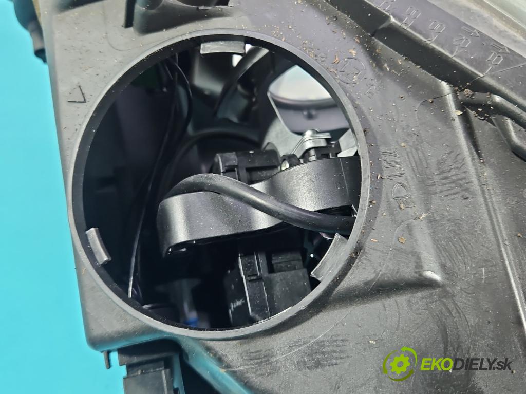 Opel Insignia A 2008-2017 2.0 cdti 160 HP manual 118 kW 1956 cm3 5- Reflektor: pravý 13226793 (Svetlo predné pravé)