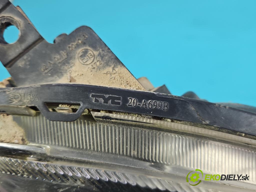 Suzuki Swift Mk6 2005-2010 1.3 16V 92 HP manual 68 kW 1328 cm3 5- Reflektor: pravý  (Svetlo predné pravé)