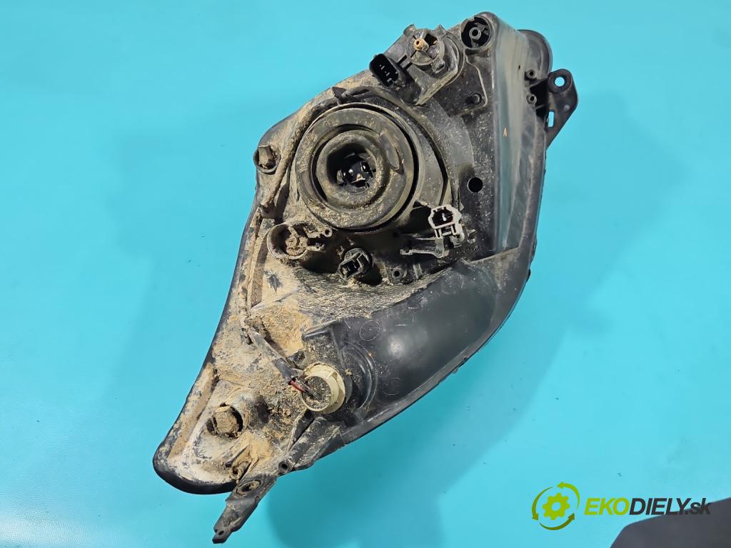 Suzuki Swift Mk6 2005-2010 1.3 16V 92 HP manual 68 kW 1328 cm3 5- Reflektor: pravý  (Svetlo predné pravé)