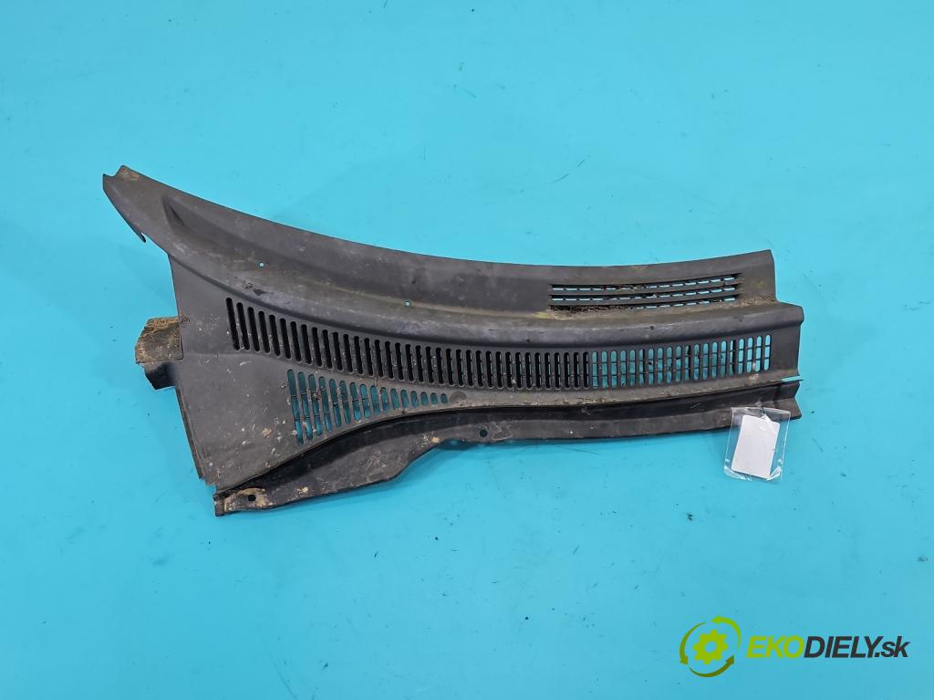 Suzuki Swift Mk6 2005-2010 1.3 16V 92 HP manual 68 kW 1328 cm3 5- torpédo  (Torpédo (plast pod čelným sklom))