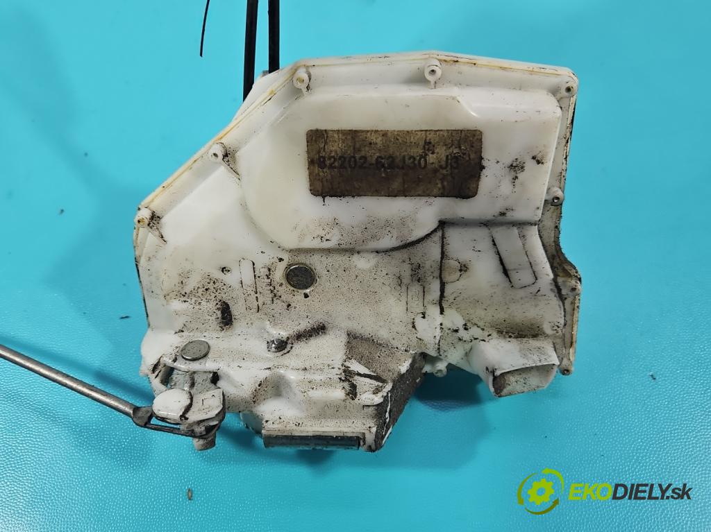 Suzuki Swift Mk6 2005-2010 1.3 16V 92 HP manual 68 kW 1328 cm3 5- zámok predné ľavý 82202-62J30