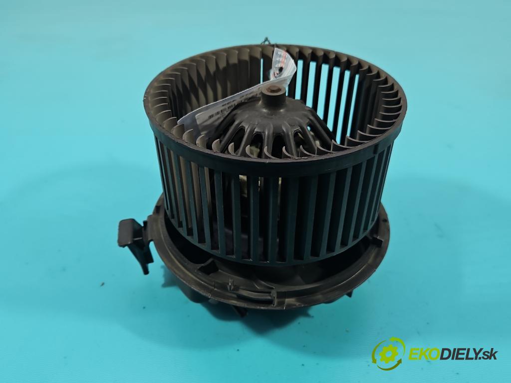 Renault Clio III 2005-2012 1.6 16V 111KM automatic 82 kW 1598 cm3 5- ventilátor vzduchu