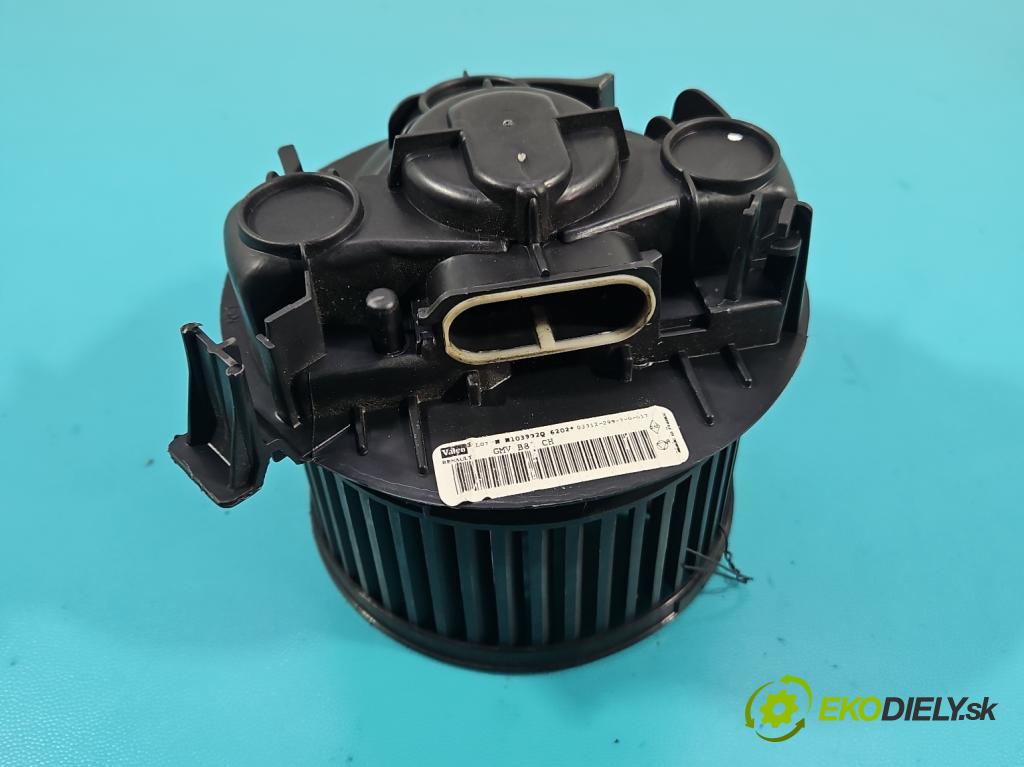 Renault Clio III 2005-2012 1.6 16V 111KM automatic 82 kW 1598 cm3 5- ventilátor vzduchu