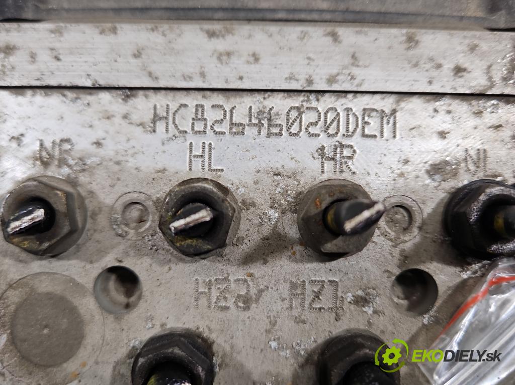 Vw Passat CC 2008-2016 2.0 TDI 140 HP manual 103 kW 1999 cm3 4- čerpadlo abs 3C0614109P (Pumpa ABS)