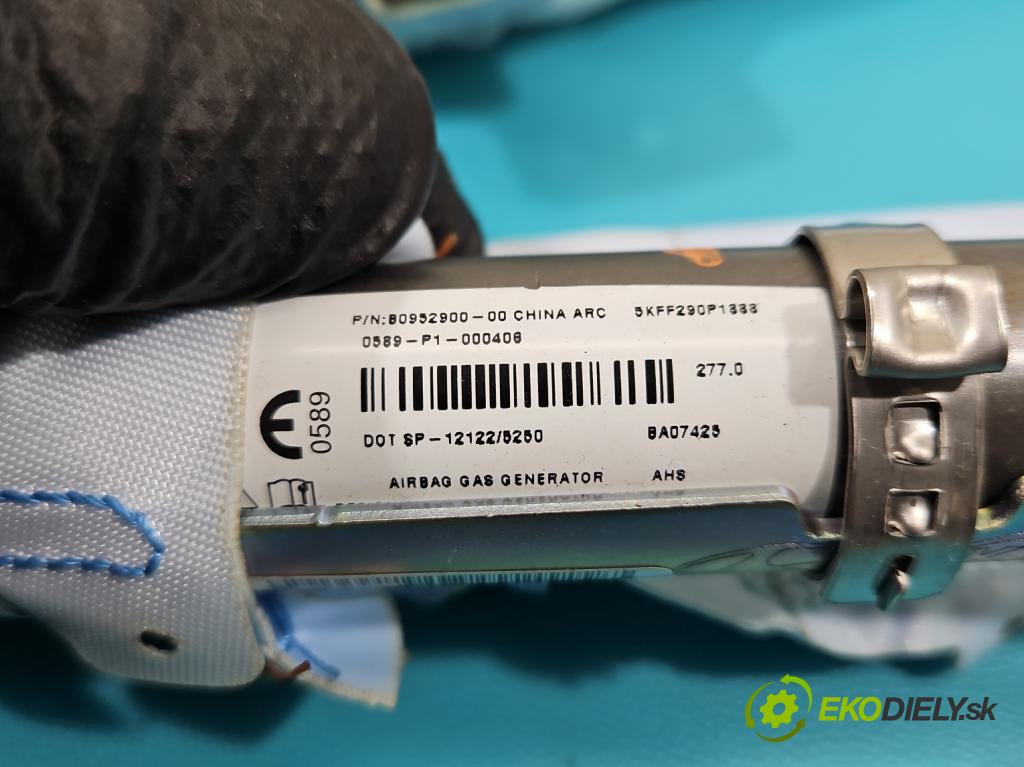 Hyundai i20 III 2020- 1.2 16V 84KM manual 61.8 kW 1197 cm3 5- clona ľavé 80410-Q0000