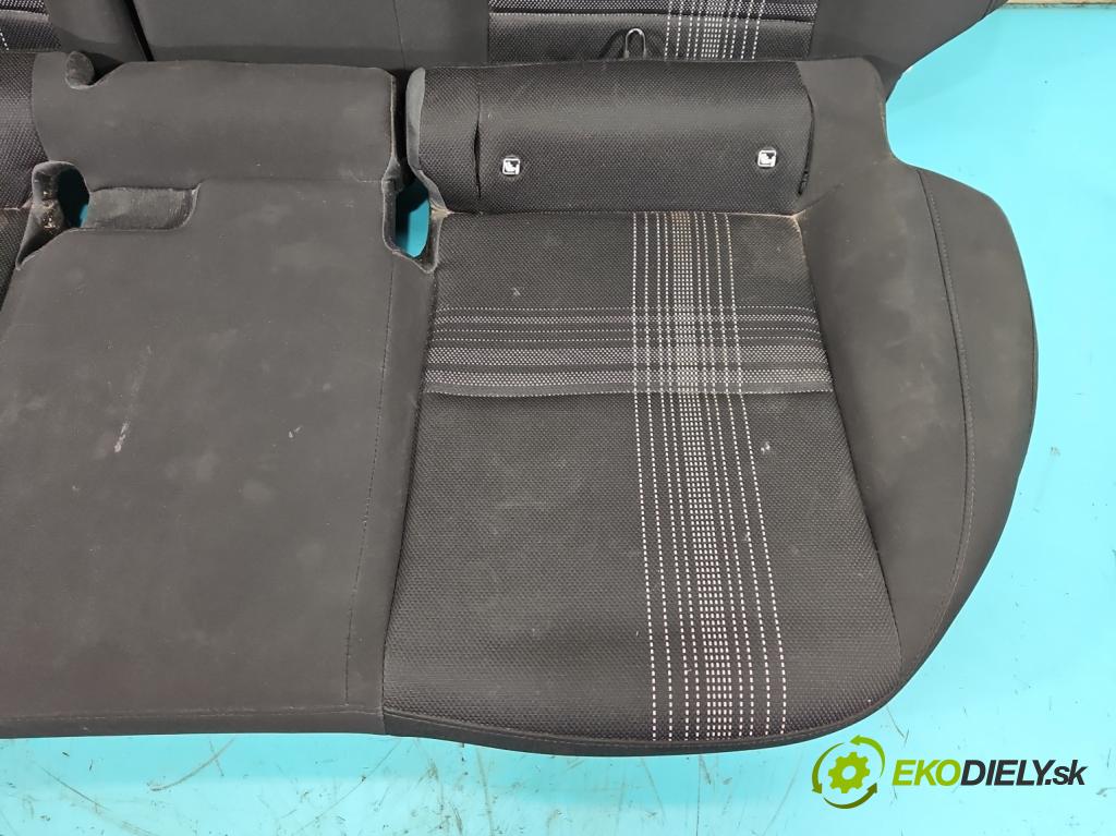 Hyundai i20 III 2020- 1.2 16V 84KM manual 61.8 kW 1197 cm3 5- Pohovka: zadné  (Sedadlo)