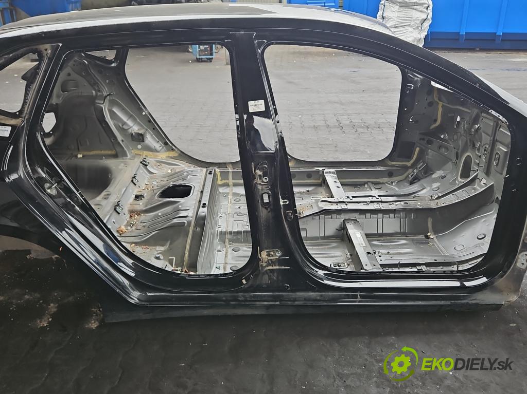 Hyundai i20 III 2020- 1.2 16V 84KM manual 61.8 kW 1197 cm3 5- práh pravý  (Karoserie ostatní)