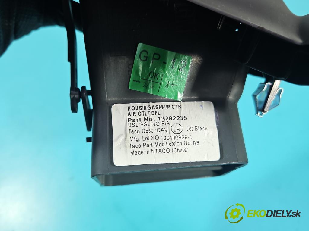 Opel Insignia A 2008-2017 2.0 cdti 160 hp manual 118 kW 1956 cm3 5- Mřížka: topení medián: 13282235 (Mřížka topení)