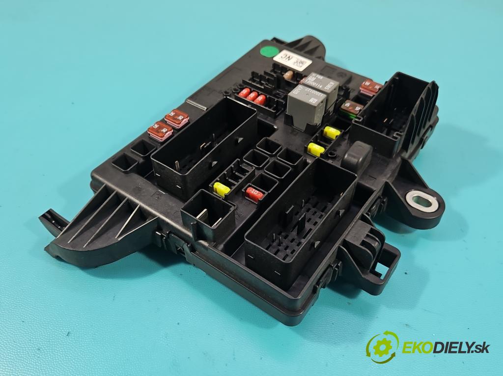 Opel Insignia A 2008-2017 2.0 cdti 160 hp manual 118 kW 1956 cm3 5- skříňka pojistková 544949969 (Pojistková skříňka)