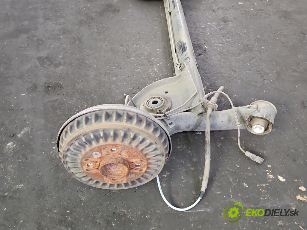 Dacia Sandero III 2020- 1.0 SCe 91KM manual 67 kW 999 cm3 5- zadní výztuha  (Zadní výztuha)