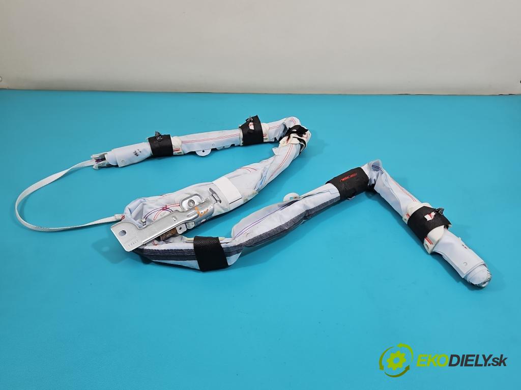 Dacia Sandero III 2020- 1.0 SCe 91KM manual 67 kW 999 cm3 5- Záclona: levé 648756400E