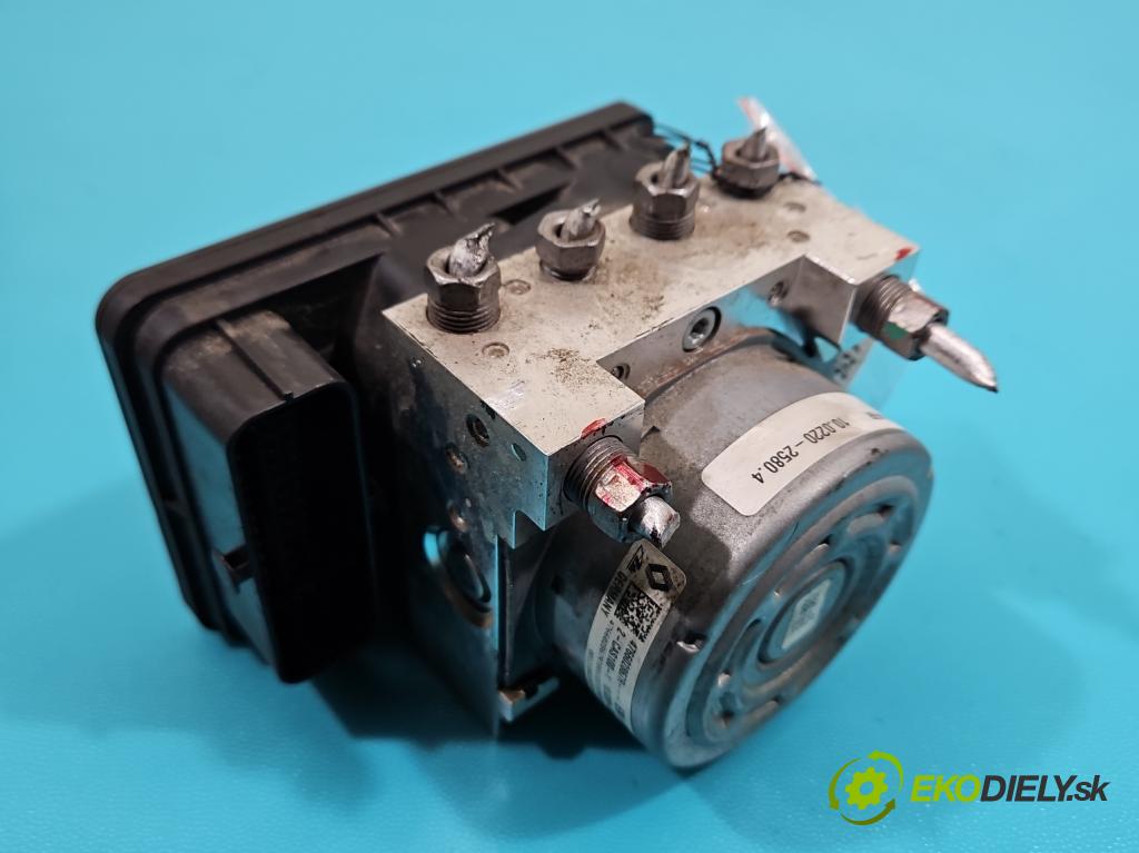 Dacia Sandero III 2020- 1.0 SCe: 91 KM manual 67 kW 999 cm3 5- čerpadlo abs 476602867R (Pumpa ABS)