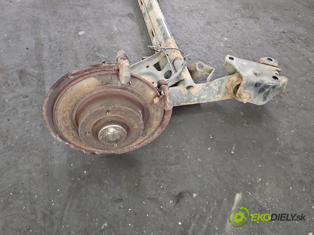 Renault Clio III 2005-2012 1.6 16V 111KM automatic 82 kW 1598 cm3 5- zadní výztuha  (Zadní výztuha)