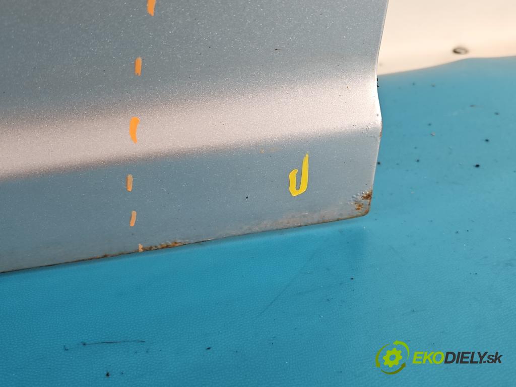 Suzuki Swift Mk6 2005-2010 1.3 16V 92 HP manual 68 kW 1328 cm3 5- dvere predné ľavé  (Kľučka dverí ostatné)