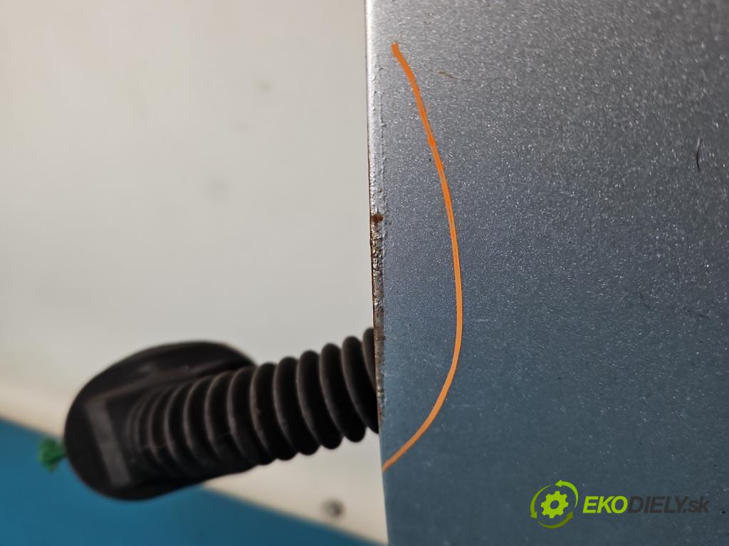 Suzuki Swift Mk6 2005-2010 1.3 16V 92 HP manual 68 kW 1328 cm3 5- dvere predné ľavé  (Kľučka dverí ostatné)