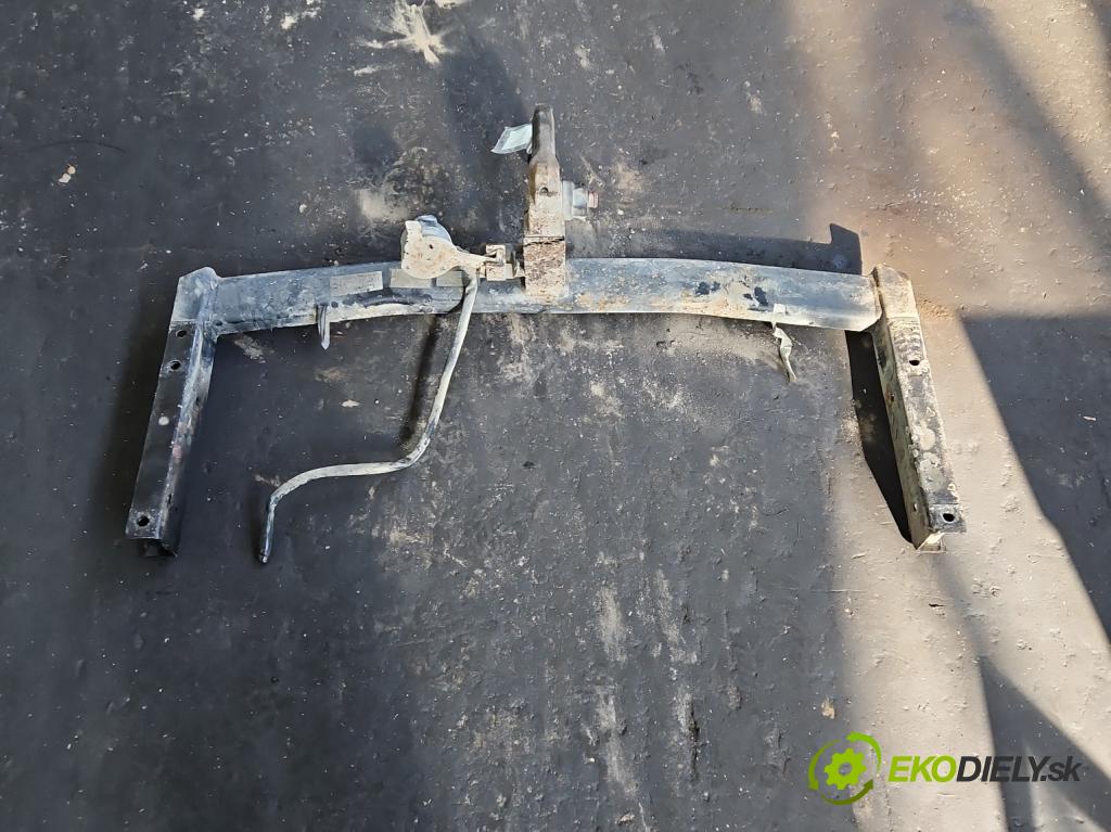 Vw Passat B5 1995-2005 1.9 tdi 110 hp manual 81 kW 1896 cm3 5- oko tažné  (Tažné zařízení)