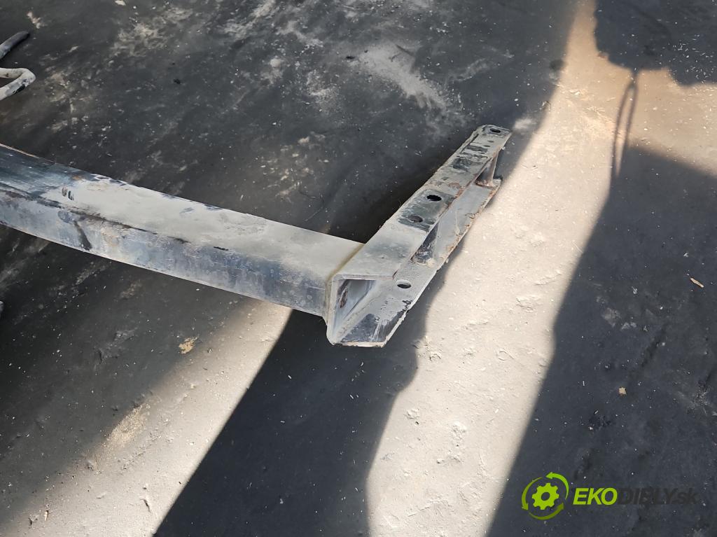 Vw Passat B5 1995-2005 1.9 tdi 110 hp manual 81 kW 1896 cm3 5- oko tažné  (Tažné zařízení)