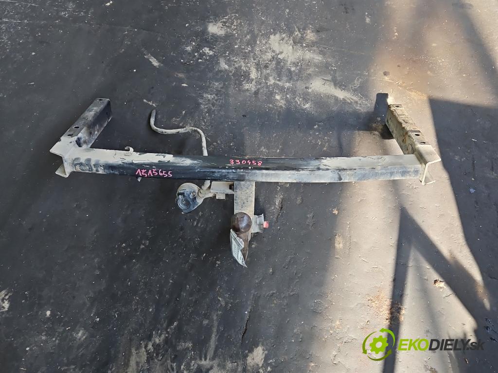 Vw Passat B5 1995-2005 1.9 tdi 110 hp manual 81 kW 1896 cm3 5- oko tažné  (Tažné zařízení)