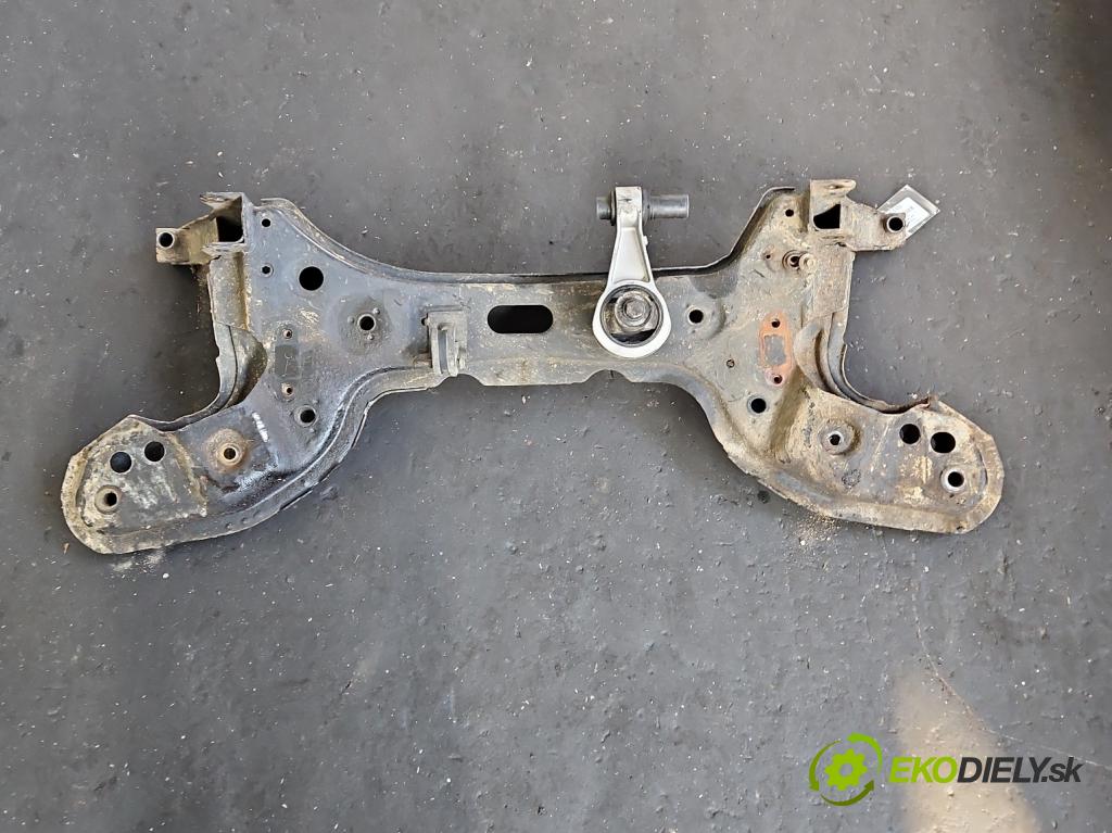 Fiat Punto II 1999-2010 1.9 jtd 80 HP manual 59 kW 1910 cm3 3- výstuha motora