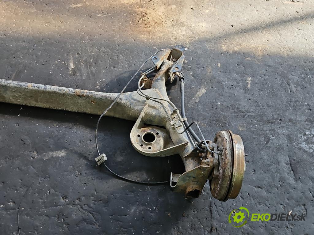 Fiat Punto II 1999-2010 1.9 jtd 80 hp manual 59 kW 1910 cm3 3- zadní výztuha  (Zadní výztuha)