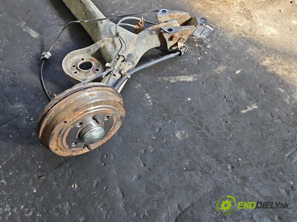 Fiat Punto II 1999-2010 1.9 jtd 80 hp manual 59 kW 1910 cm3 3- zadní výztuha  (Zadní výztuha)