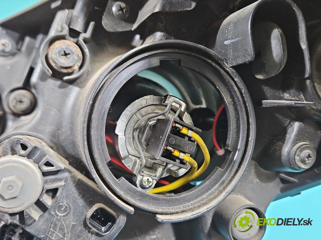 Hyundai Ix35 2.0 crdi 4wd 136 HP manual 100 kW 1995 cm3 5- Reflektor: pravý 92102-2Y (Svetlo predné pravé)