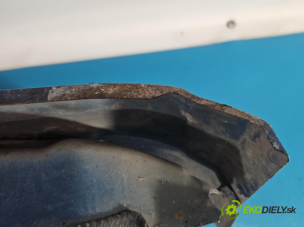 Fiat Punto Grande 1.2 8v 65 hp manual 48 kW 1242 cm3 3- blatnik přední levý  (Levý přední blatník)