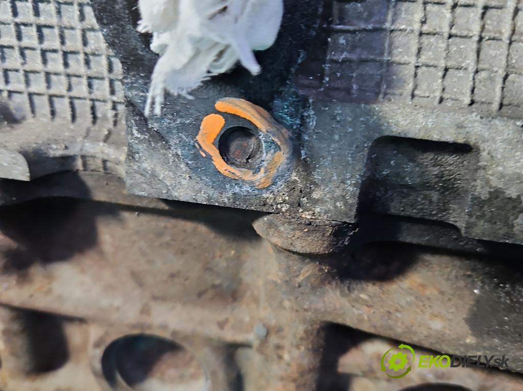 Fiat Punto Grande 1.2 8v 65 hp manual 48 kW 1242 cm3 3- motor benzín 199A4000