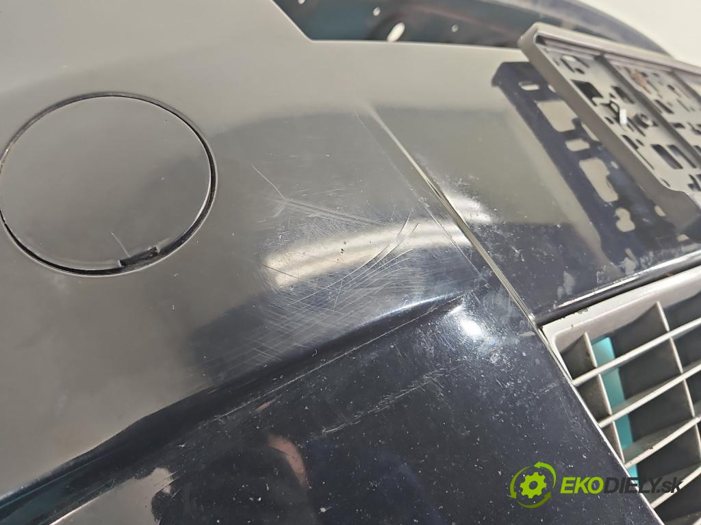 Fiat Punto Grande 1.2 8v 65 hp manual 48 kW 1242 cm3 3- nárazník přední 735409096 (Klika dveří ostatní)