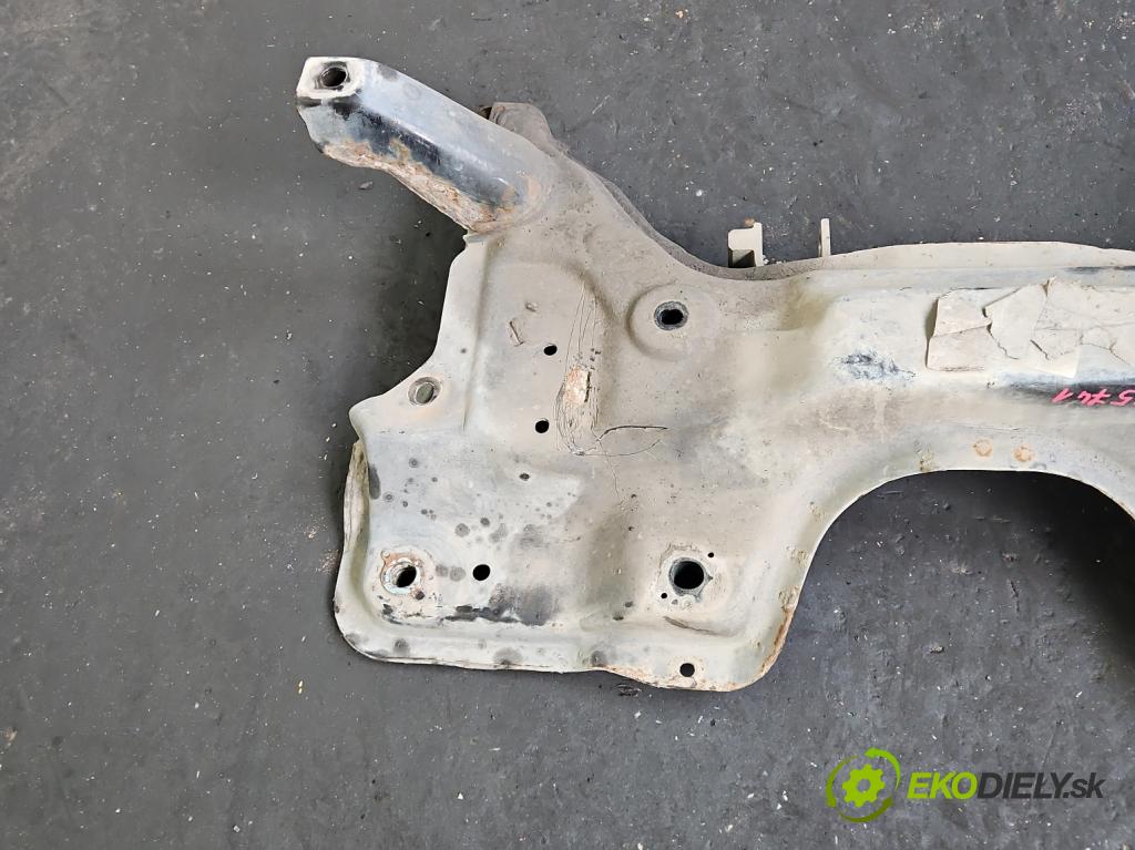 Fiat Punto Grande 1.2 8v 65 HP manual 48 kW 1242 cm3 3- výstuha motora