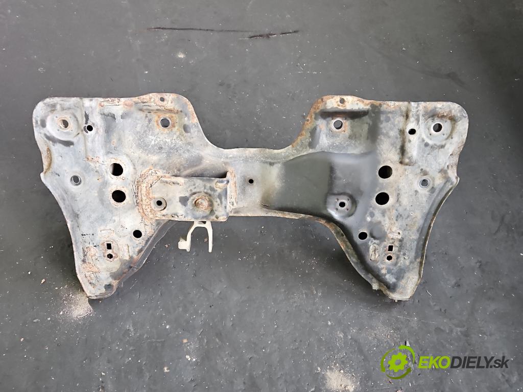 Fiat Punto Grande 1.2 8v 65 HP manual 48 kW 1242 cm3 3- výstuha motora