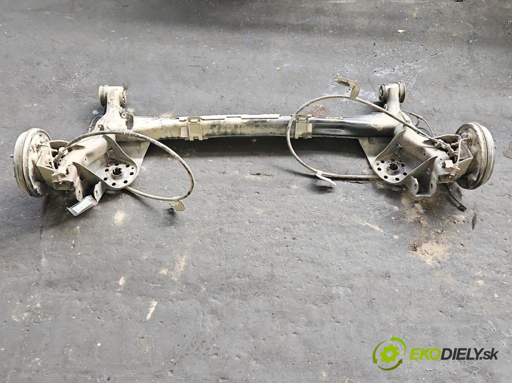 Hyundai i20 III 2020- 1.2 16V 84KM manual 61.8 kW 1197 cm3 5- zadní výztuha  (Zadní výztuha)