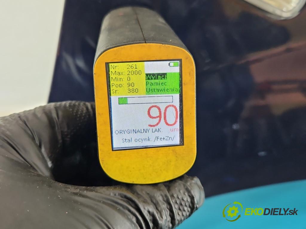 Fiat Punto Grande 1.2 8v 65 hp manual 48 kW 1242 cm3 3- blatnik přední pravý  (Klika dveří ostatní)