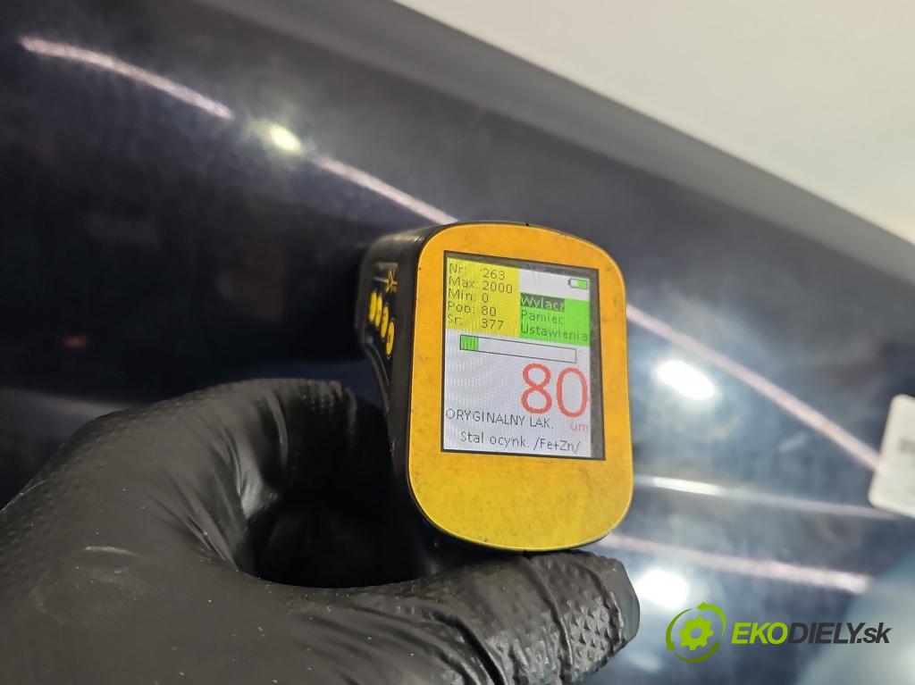 Fiat Punto Grande 1.2 8v 65 hp manual 48 kW 1242 cm3 3- blatnik přední pravý  (Klika dveří ostatní)