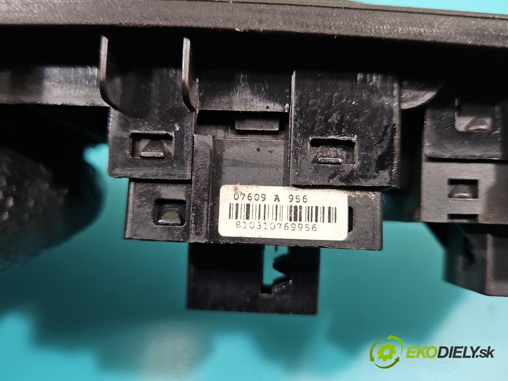 Fiat Punto Grande 1.2 8v 65 hp manual 48 kW 1242 cm3 3- Přepínač oken zpětných zrcátek 735474651