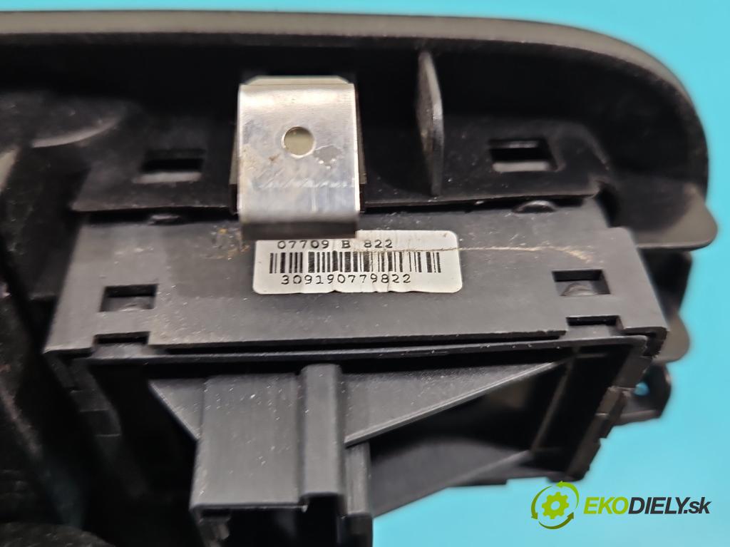 Fiat Punto Grande 1.2 8v 65 hp manual 48 kW 1242 cm3 3- Přepínač oken zpětných zrcátek 735474651