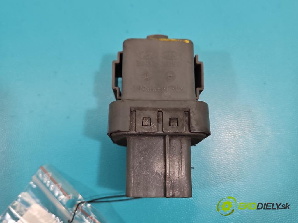 Hyundai Ix35 2.0 crdi 4wd 136 HP manual 100 kW 1995 cm3 5- Relé: svíčky: zařicích: 36833-2F150 (Relé)