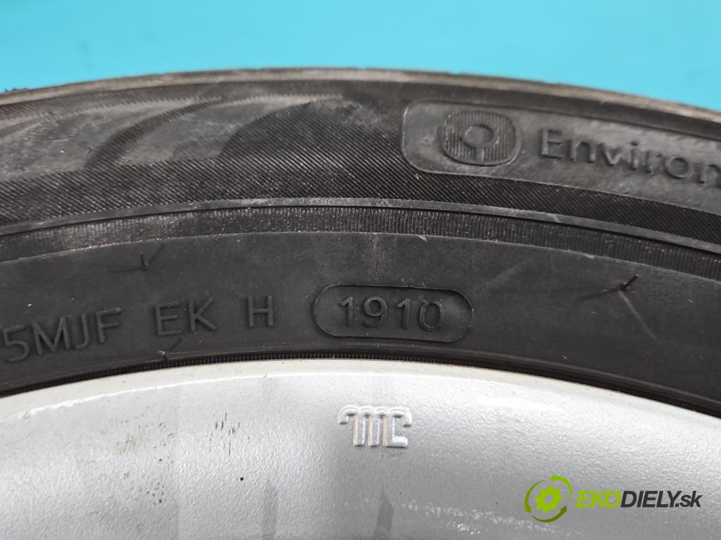 Hyundai Ix35 2.0 crdi 4wd 136 HP manual 100 kW 1995 cm3 5- koleso rezervne 17"