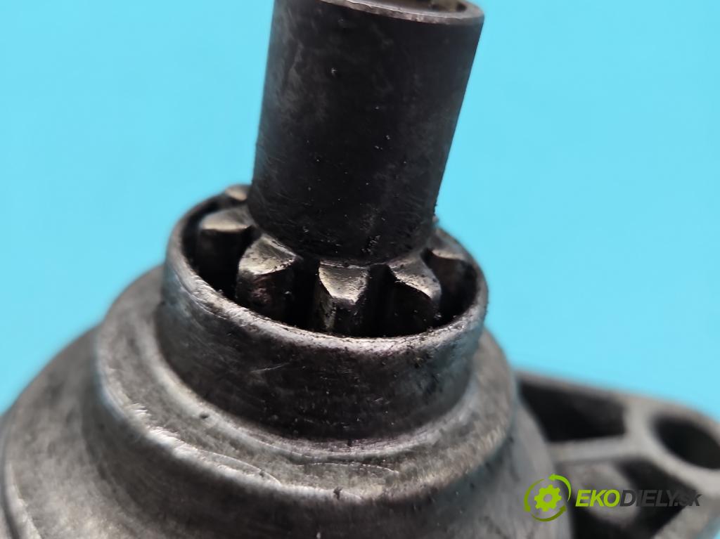 Honda Fr-v 1.7 16V 125 hp manual 92 kW 1668 cm3 5- startér: SM-44233 (Startér)