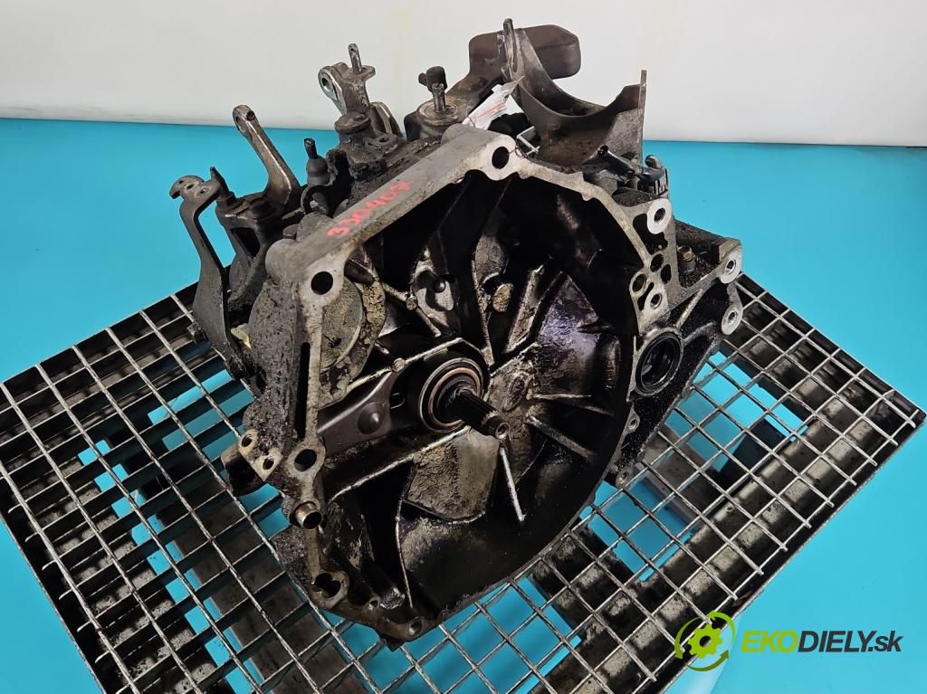 Honda Fr-v 1.7 16V 125 hp manual 92 kW 1668 cm3 5- převodovka stupňová manual SJSM